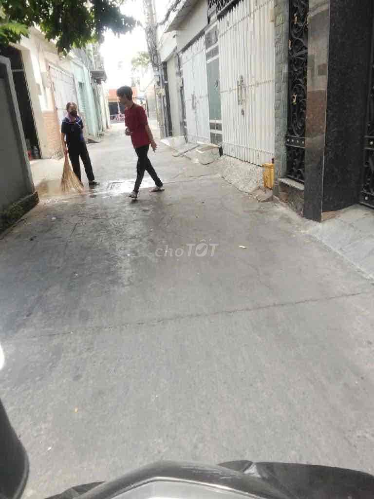 CHỦ ĐỊNH CƯ BÁN GẤP NHÀ QUANG TRUNG NỞ HẬU-120m2- TRỆT LẦU - 5PN- 7.4