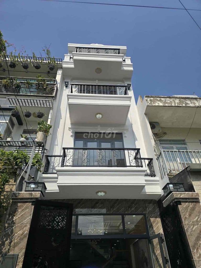 Nhà mới ngay Lã Xuân Oai, cách công viên Đông Tăng Long 100m, ở ngay