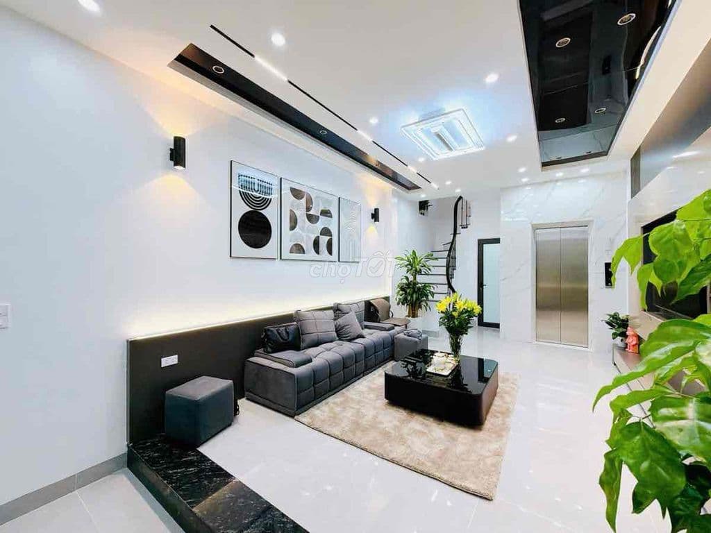 Hào Nam 6 tầng thang máy, sát phố, ngõ thông, nhà mới, full đồ, 40m*6T