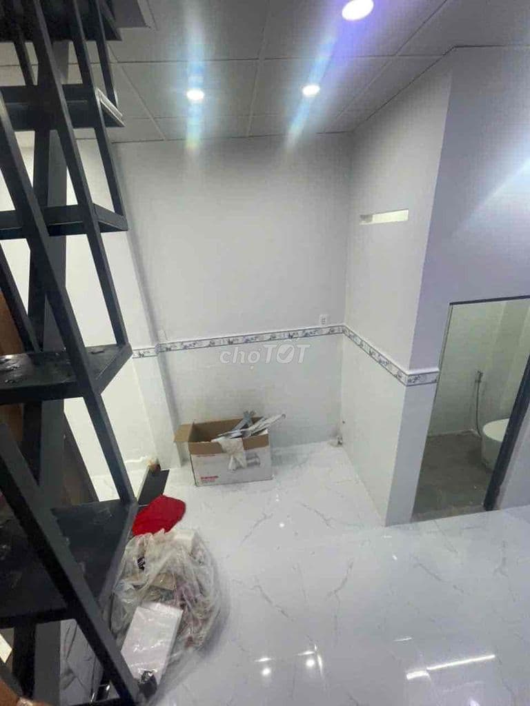 Giá 3Tỷ 800 Bán nhà 1/ Lý Chiêu Hoàng , P10 , Q6