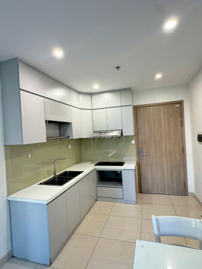 Kẹt tiền cần bán căn 2pn+ vinhomes grand park full nội thất giá 3.5ty - Ảnh 2