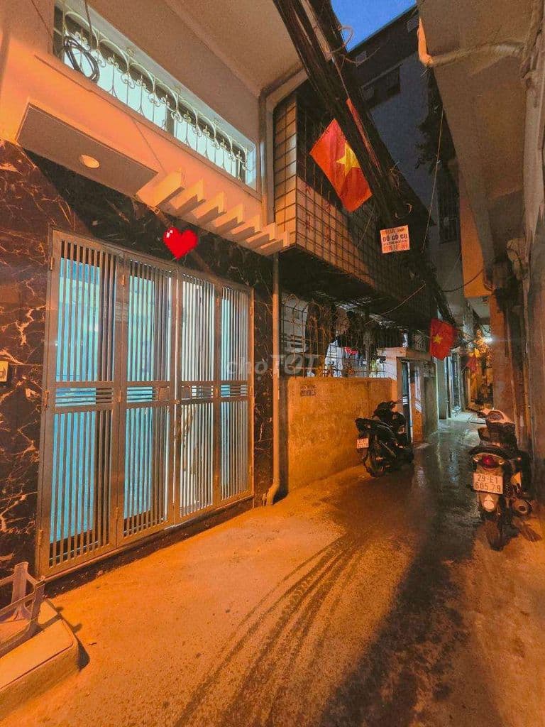 Hơn 4 tỷ nhà phố Xã Đàn-Trung Phụng 25m*4T*3PN gần phố ngõ thông SĐCC