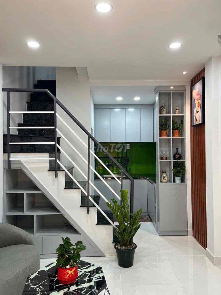 mình chính chủ cần bán căn nhà hẻm 180 bùi văn ba - Ảnh 2