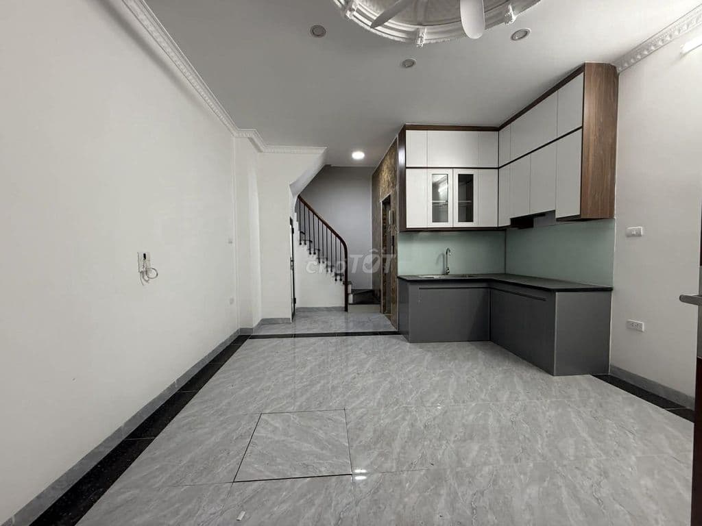 XUÂN ĐỈNH 30M2 5 TẦNG MT 4.2M - THANG MÁY - GẦN Ô TÔ - NGÕ NÔNG - Ảnh 2