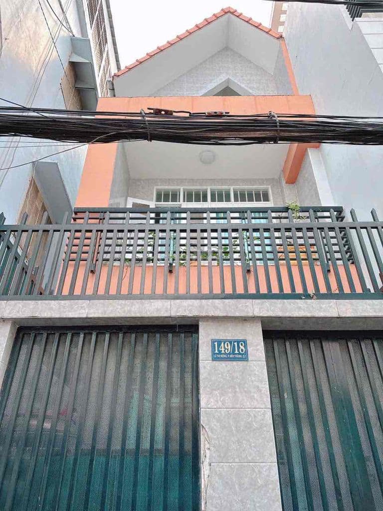 nhà quận 1 3 lầu 99m2 hẻm xe hơi chỉ 28,5ty tl