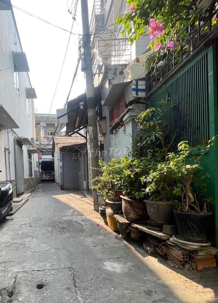 Nhà Quang Trung ( Gò Vấp), gần Vincom, ngang 5m, 2 lầu, chỉ 2,95 tỷ - Ảnh 2