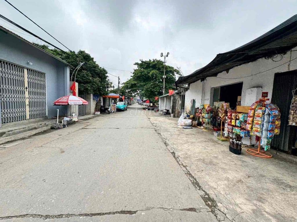 Vừa đẹp lại vừa rẻ, Đất Hà Nội, mặt tiền gần 28m. giá chỉ vài triệu/m