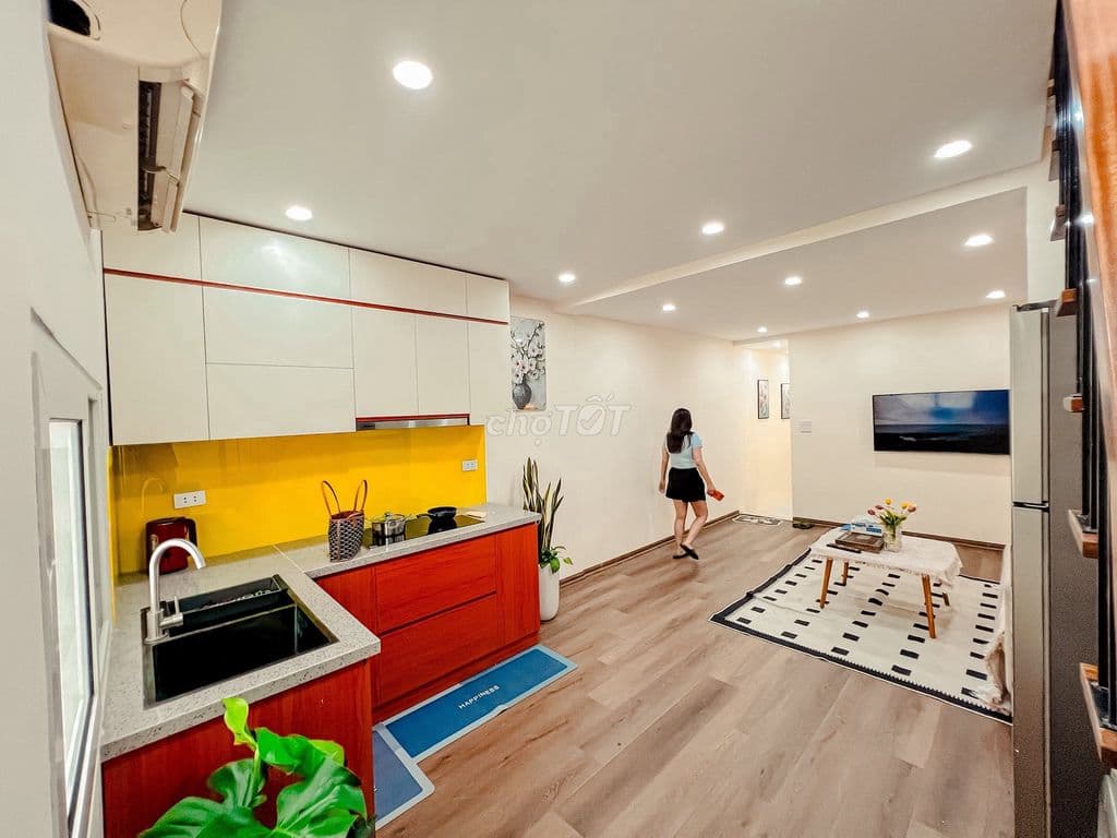Căn TT Giảng Võ, ô tô vòng , sát Vinhome, sổ CC, tặng NT mới, 80m2*3PN - Ảnh 2