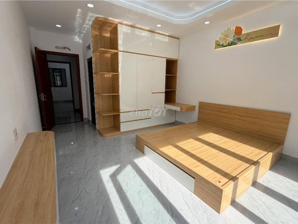 nhà 4 tầng + lửng gần ngã tư Bốn Xã - Ảnh 3