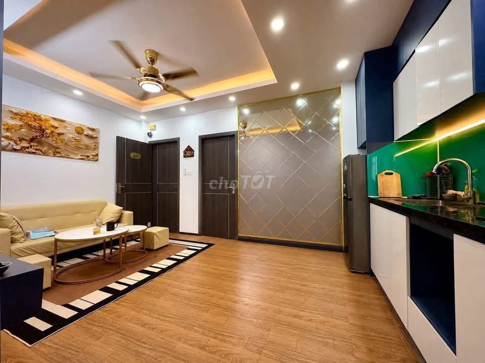 Bán căn hộ 70m2 hơn 2 tỷ gần Cầu Giấy