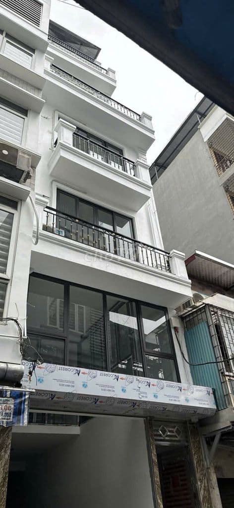 CHÍNH CHỦ CẦN BÁN GẤP TÒA NHÀ 7 TẦNG TẠI MẶT NGÕ CHỢ KHÂM THIÊN