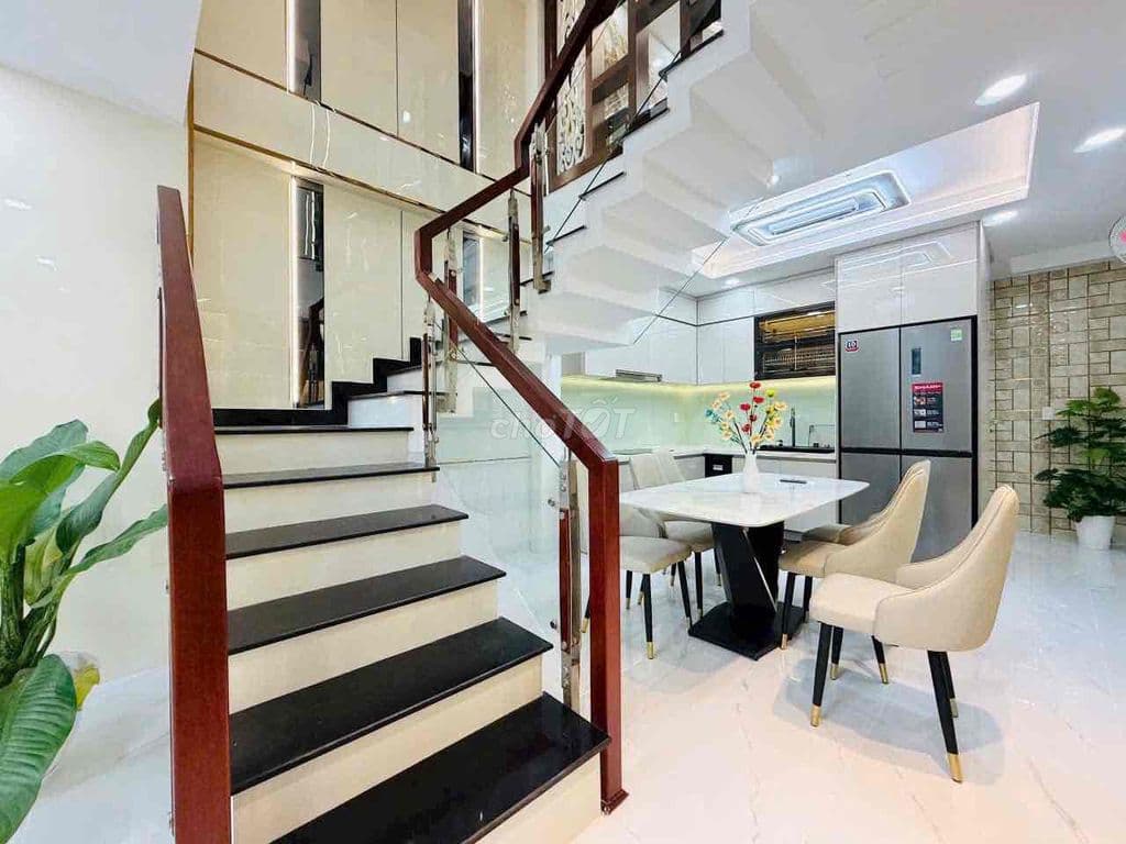 Bán nhà mới 5 tầng 1 trục xe tải thông cách Phạm Văn Chiêu 30m - Ảnh 2