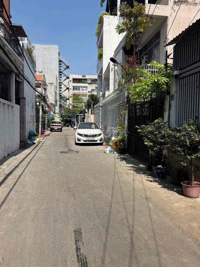 Nhà Ngay Phạm Văn Đồng, 1 Xẹt Nguyễn Xí Đường Ô Tô, Dt Đất 52m2 - Ảnh 2