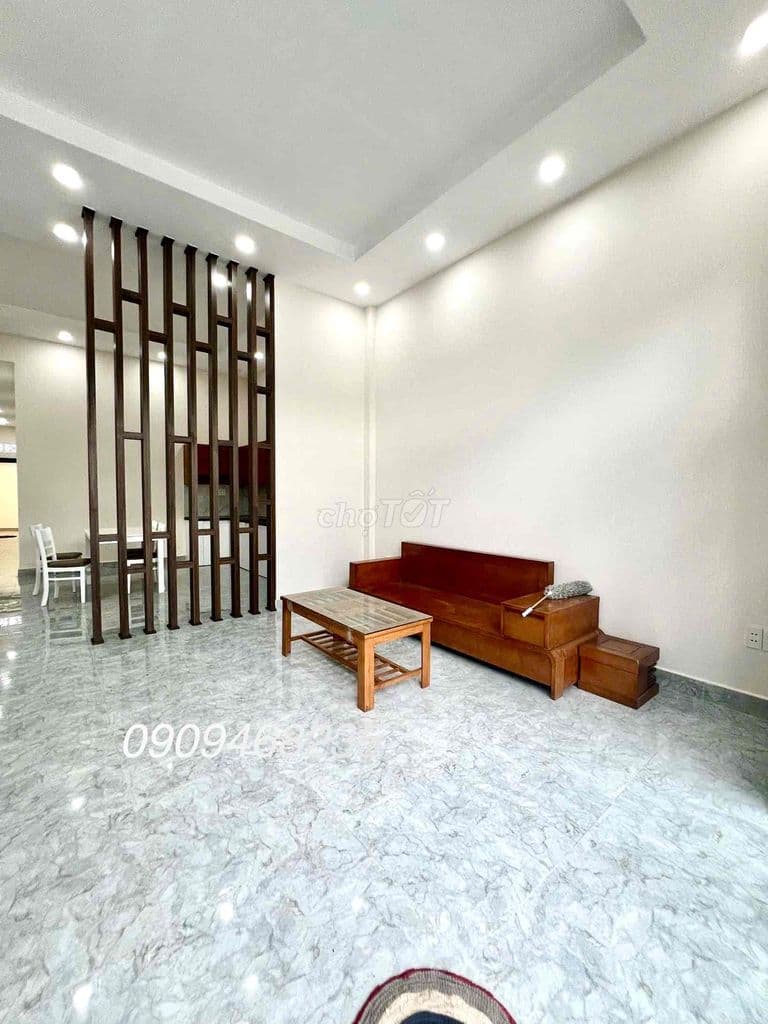 3,99 tỷ cho căn nhà 95m mới đẹp hẻm xe hơi ngay trung tâm Long Thới - Ảnh 3