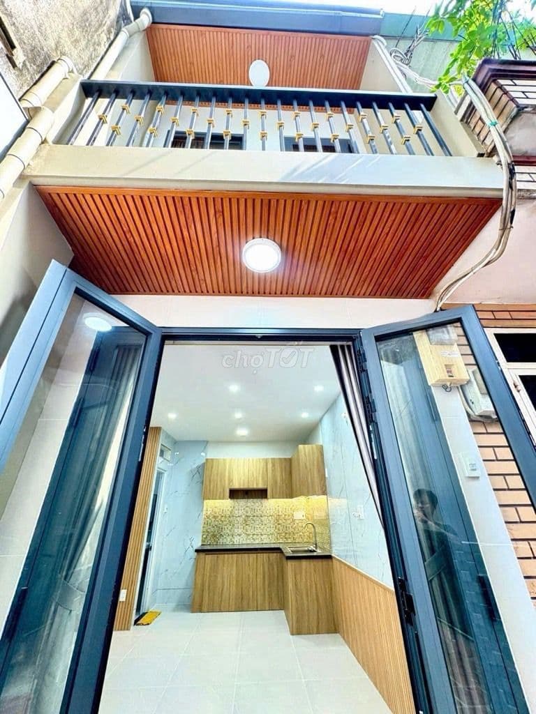 NHÀ ĐẸP Q4- HẺM 3m- 30m2- 2 TẦNG-KO QH- CHỈ 3 TỶ NHỈNH