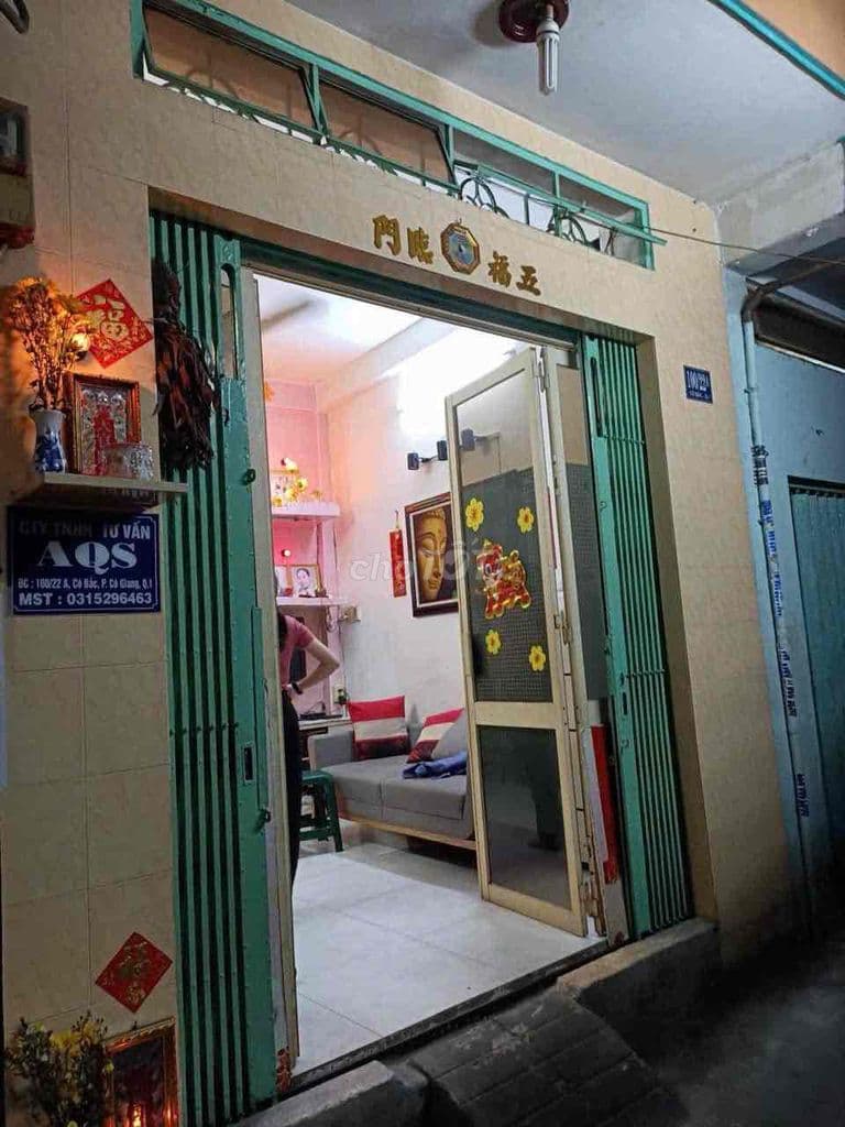 CẦN BÁN NHÀ QUẬN 1