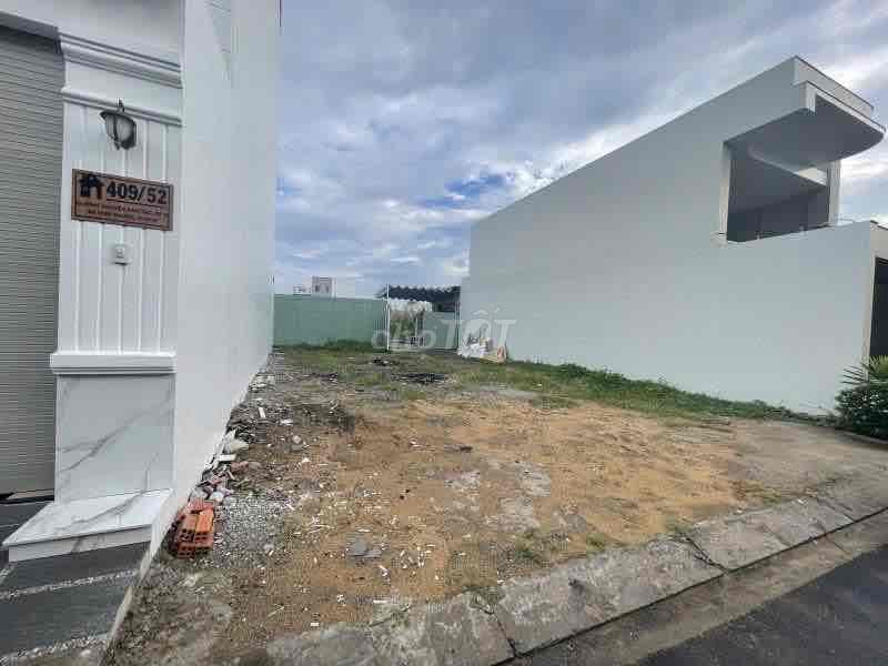 Đất Mặt Tiền Khu Dân Cư Bà Choi. Cách Nguyễn Văn Tạo 35m.