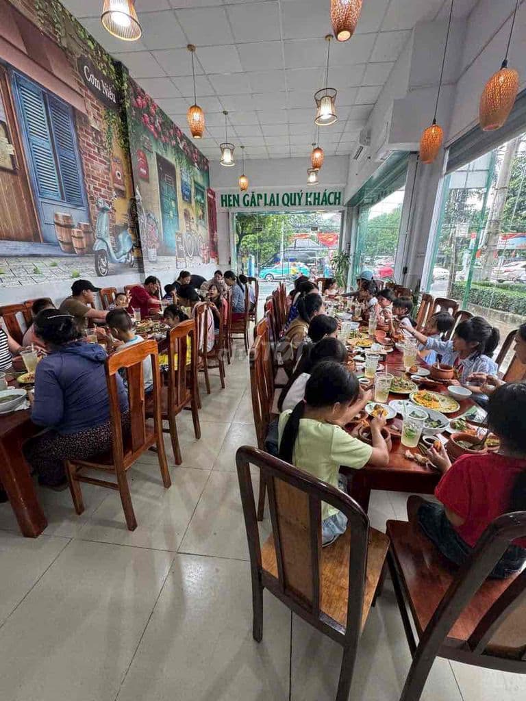 BÁN NHÀ MẶT TIỀN ĐƯỜNG LÊ VĂN KHƯƠNG Vị trí đắc địa ngay khu vực tru