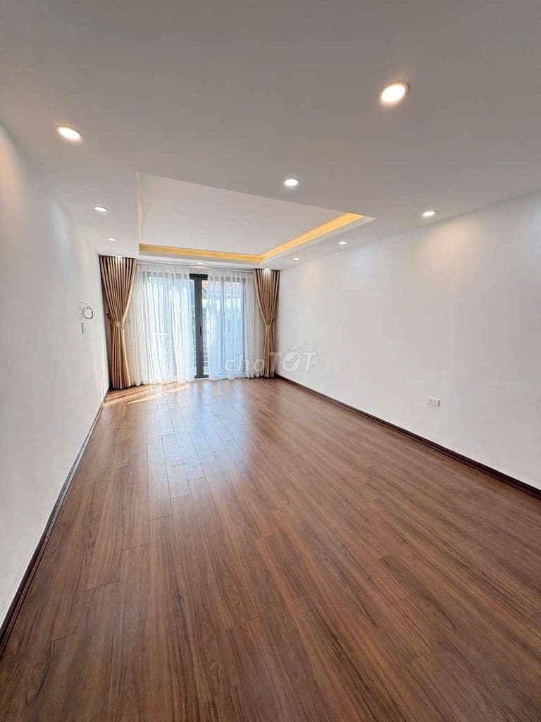 BÁN NHÀ LĨNH NAM Ô TÔ CÁCH NHÀ 20M NHÀ ĐẸP 37M _5 TẦNG