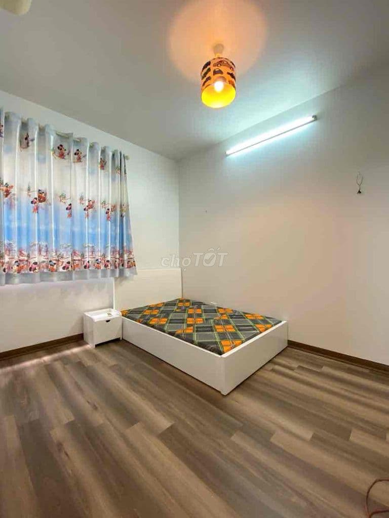 Siêu hiếm 5 tỷ sổ đỏ 45 m2 tầng 2 tt phố Lý nam Đễ 3 ngủ sát phố - Ảnh 3