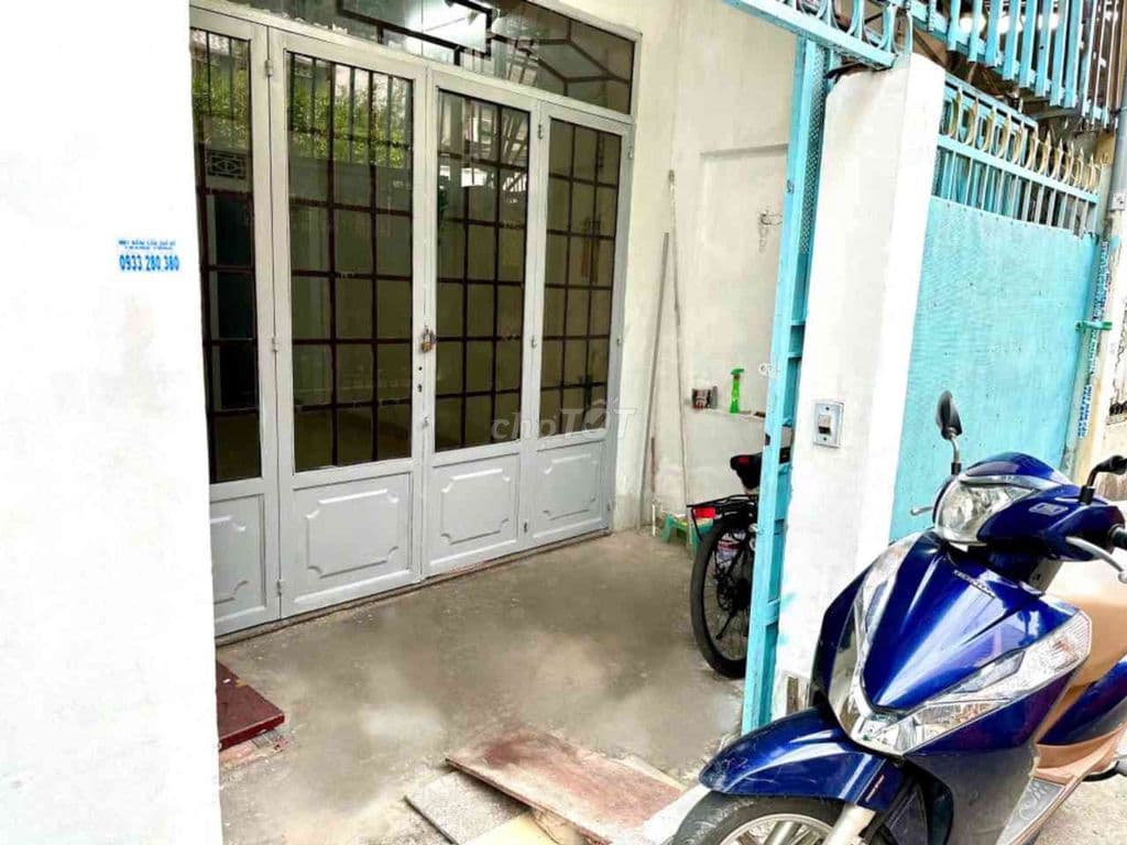 NGAY TÔ KÝ + HÀ THỊ KHIÊM - SHR - CC NGAY - ĐỐI DIỆN CÔNG VIÊN PMQT