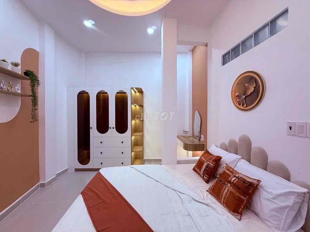 GẦN 70M2 SÁT HẺM XE HƠI 4 TẦNG 4PN TẠI NƠ TRANG LONG GIÁ 7.x TỶ - Ảnh 2