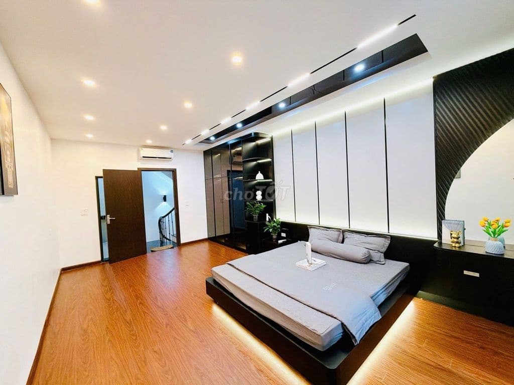 THÁI THỊNH- NHÀ 4 TẦNG MỚI SIÊU ĐẸP- SỔ ĐỎ- Ở LUÔN - Ảnh 3