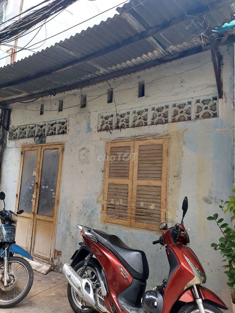 NHÀ NÁT HXH ĐƯỜNG 3/2 Q10, DT 5X24, NỞ HẬU 5.5, XÂY MỚI 6 TẦNG.