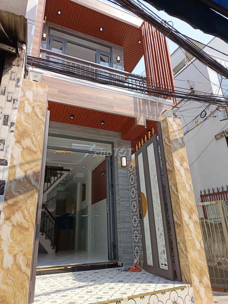 NHÀ MỚI 2 PHÒNG 2 TOILET