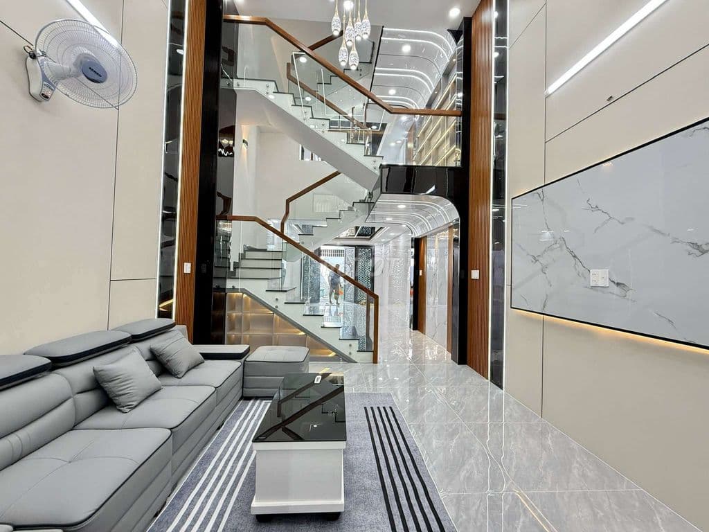 Nhỉnh 7 tỷ Nhà Phố 4m x 15m. 4 Tầng Hẻm 6m Thông Lê Thị Riêng - Ảnh 2