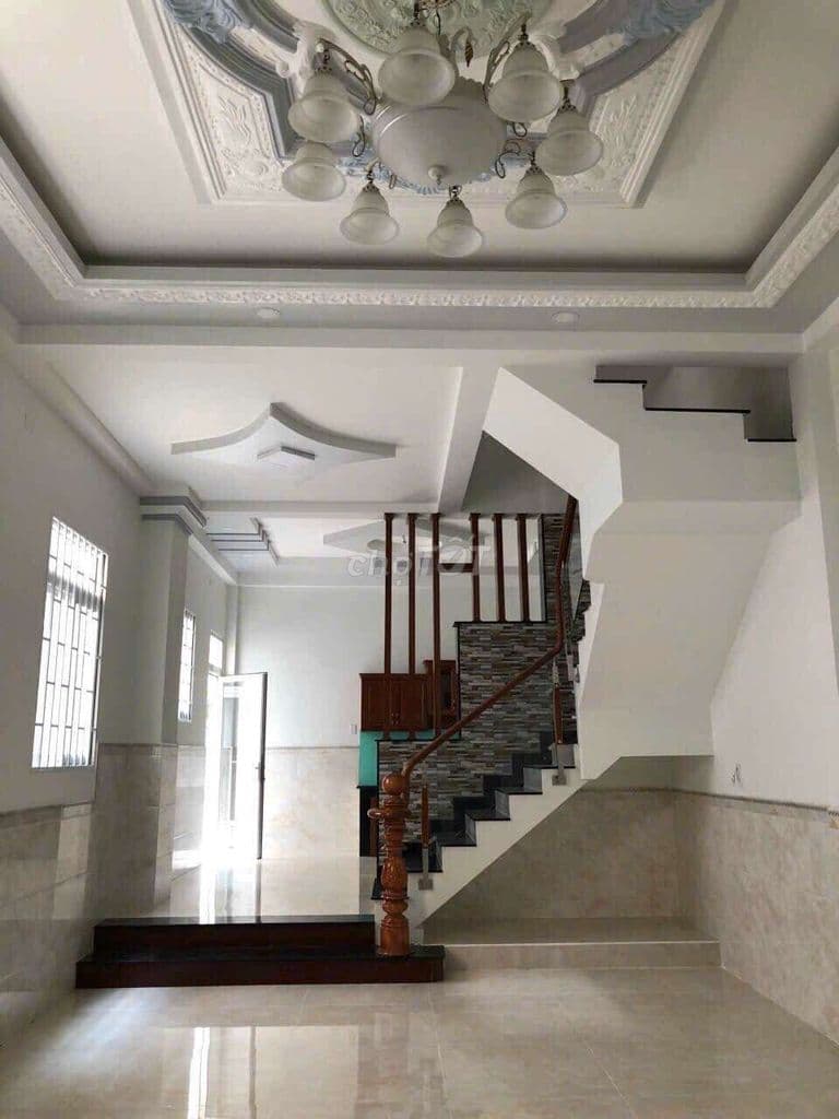 Nhà phố 3.5 lầu ngay ADV và quận 6 - Ảnh 2