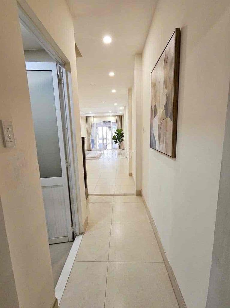 nhà phố hẻm xe hơi Bình Tân