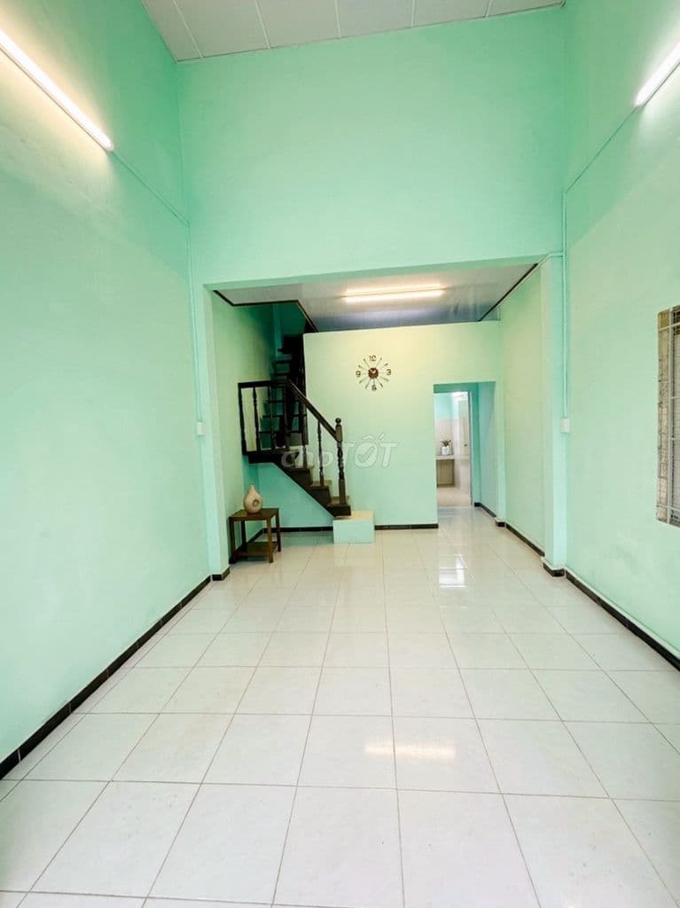 Giá Đầu Tư - Gần ngã Tư Âu Cơ - Lạc Long Quân - Q.11 - Ảnh 2