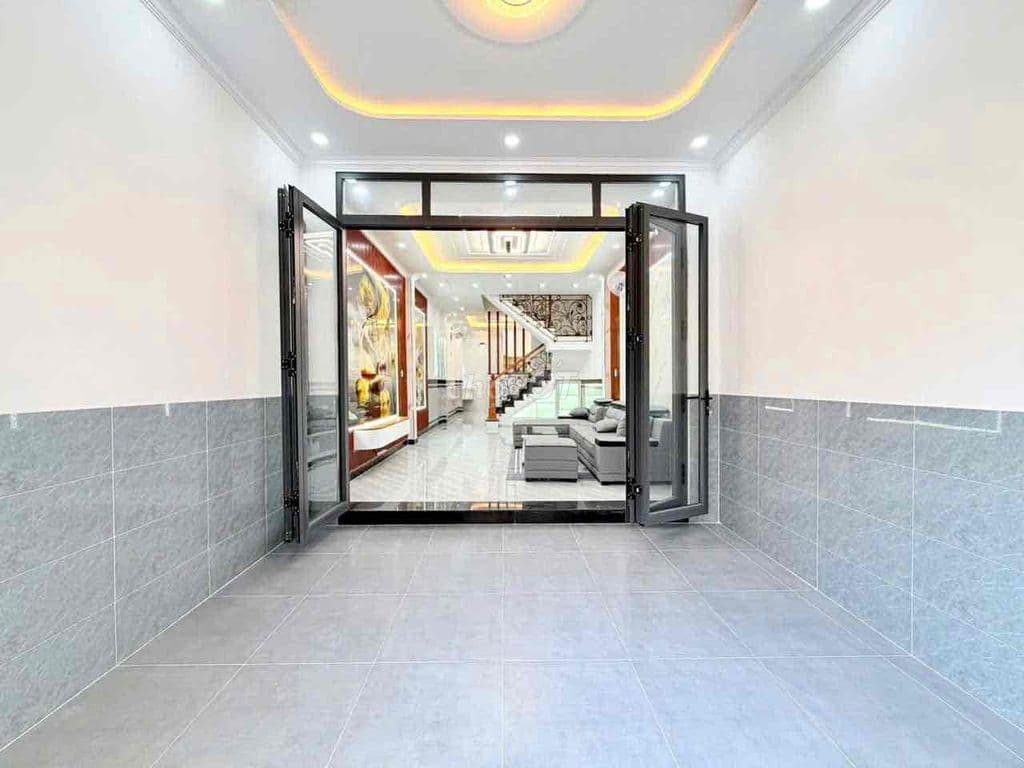 Nhà 4m x 18m 3 tầng sau nhà MT đường Tân Thới Hiệp 21 đang mở rộng 30m - Ảnh 3