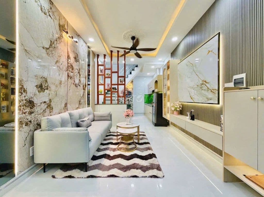 Nhà đẹp 2 tầng - 28m² - nhỉnh 3 tỷ