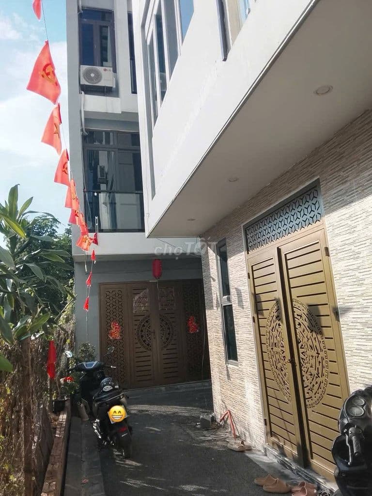 bán nhà 3 tầng tại Phúc Thọ, Đông Anh, gần cầu Đông Trù