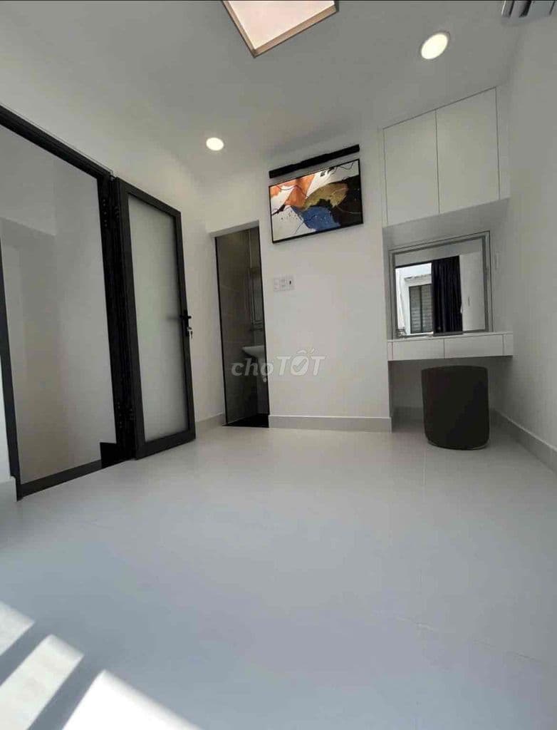 Hẻm 4m Đường Vườn Chuối Q 3, ngang 3x8m 5 tầng nhà mới đẹp - Ảnh 2