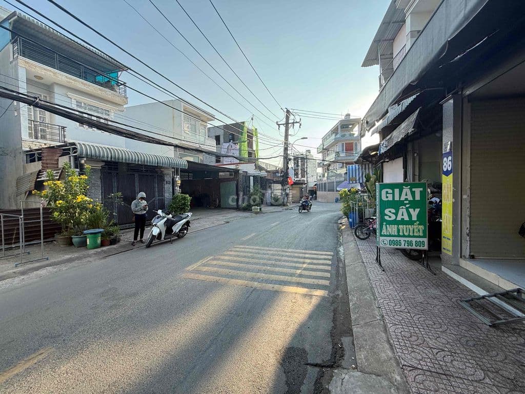 đất mặt tiền giá trong hẻm 19 tỷ - 335m2 full thổ cư ngang 10m