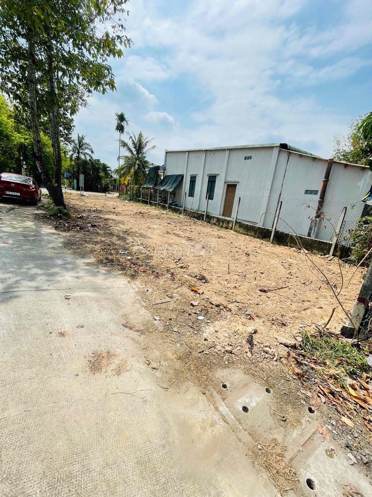 Đất thô cư đẹp 2 mặt tiền - Ảnh 2