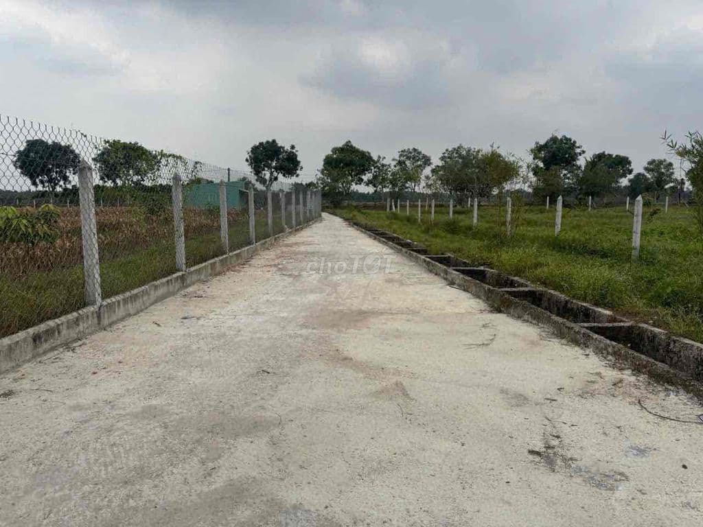 Chính chủ cần bán gấp lô đất 20x40 Thổ cư chỉ 1