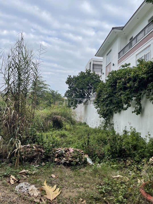 Bán lô đất 10x20m KDC Nam Long, Phước Long B, Quận 9