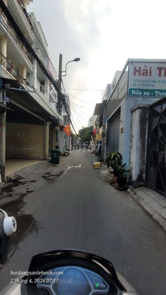 nhà nát đường Phạm Ngọc Thảo, Tây Thạnh :5.3×35. giá 12 tỷ