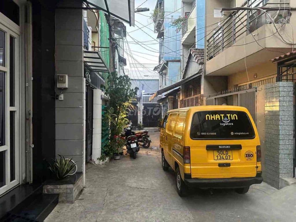 NHỈNH 7 TỶ NHÀ 4 TẦNG BTCT 52M2(4x13) HXH BÙI ĐÌNH TUÝ QUẬN BÌNH THẠNH