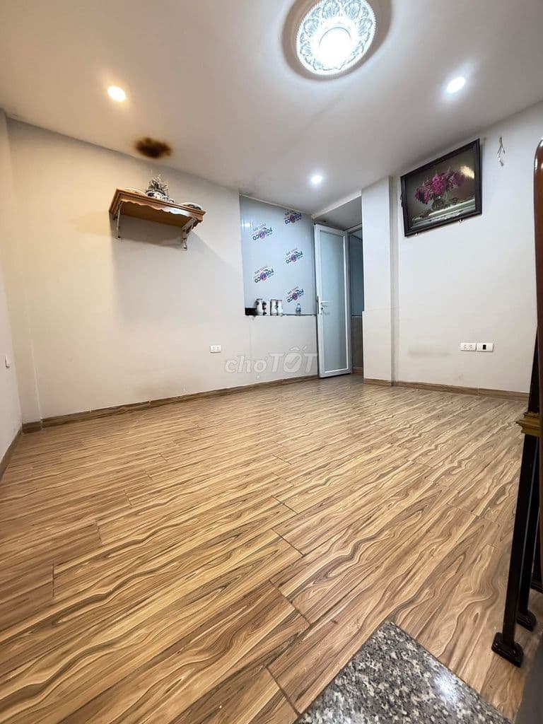 Bán nhà riêng tại Minh Khai, 3,3 tỷ, 17m2 bao đẹp xuất sắc - Ảnh 3