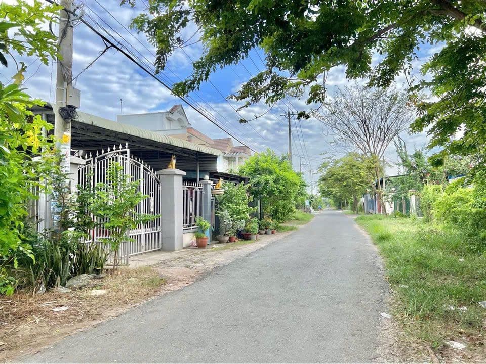 Cần tiền bán GẤP 125m2 đất Giá 895tr - SHR - Ảnh 3