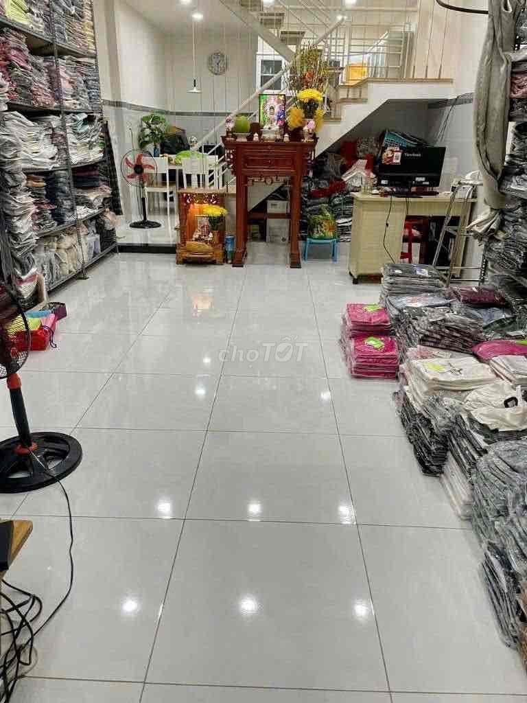 Bán Gấp Nhà HXH gần Lê Trọng Tấn 64m2 4x16 giá 6 tỷ