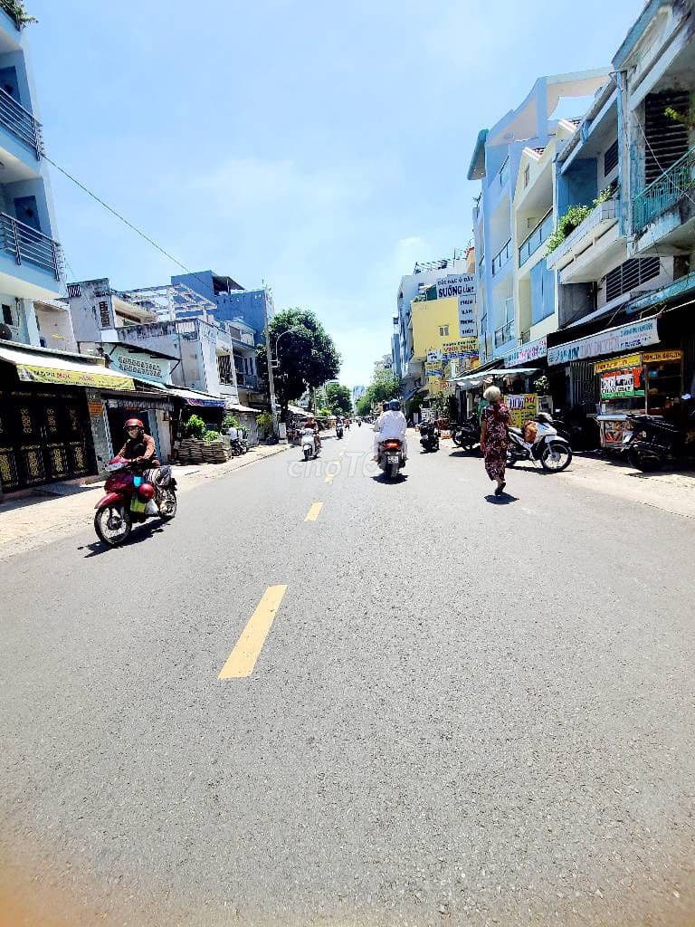 NHÀ HẺM XE HƠI BÌNH TIÊN, P8 Q6. DT: 4x14M - 2 TẦNG ĐÚC. GIÁ 6.4 TỶ