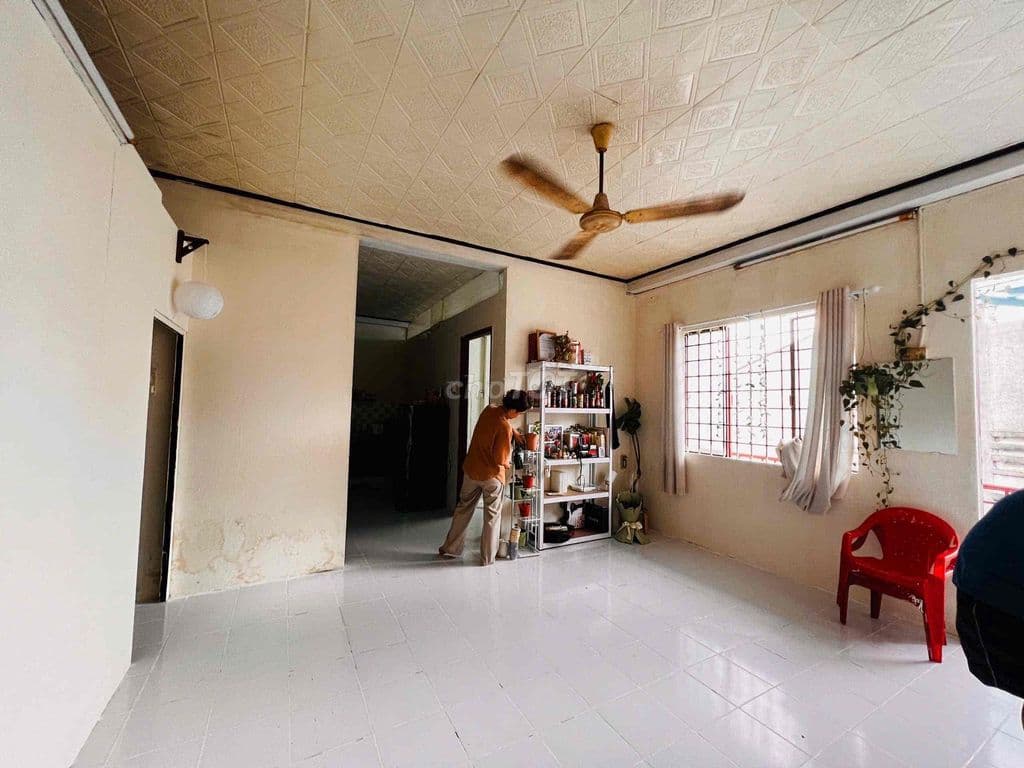 BÁN GẤP❗️Chính chủ lầu 4 - 2PN, 62,9 m2, P.14 - Q6 - Ảnh 2