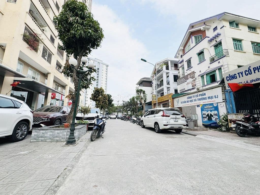 BÁN NHÀ VƯỜN TRUNG VĂN – NGÕ Ô TÔ TRÁNH – KHU PHÂN LÔ CÁN BỘ giá 35 tỷ - Ảnh 3