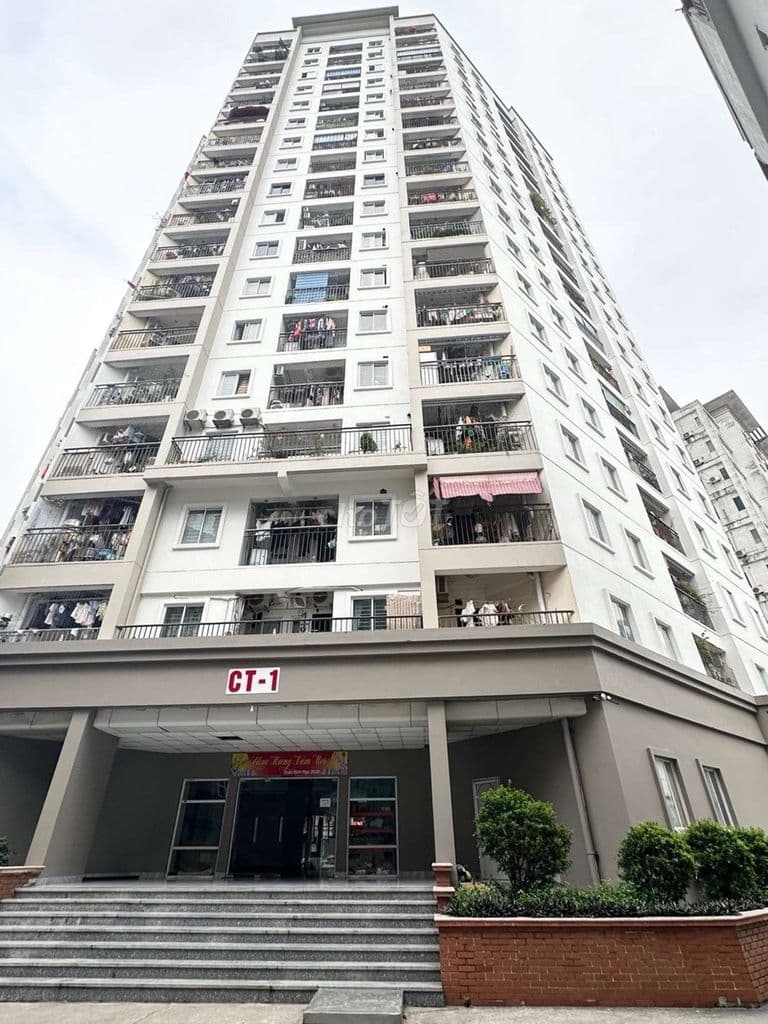 CHUNG CƯ phố Trần Bình 80m 3pn chỉ cần khách thích-giá ko quan trọng